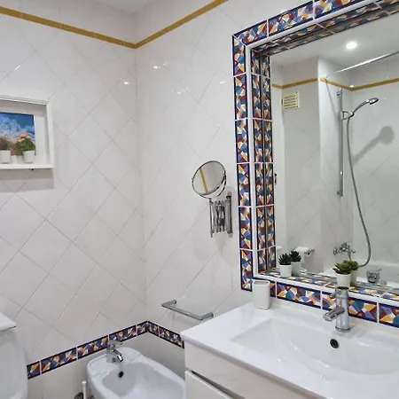 Oura Sunset Appartement