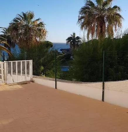 Oura Sunset Appartement