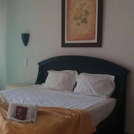 Oura Sunset Appartement *