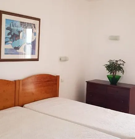 Oura Sunset Appartement